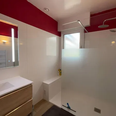 Maison Avec Veranda, Jardin Clos, 2 - Proche Centre Et Ocean - Fr-1-224c-338 Semesterbostad
