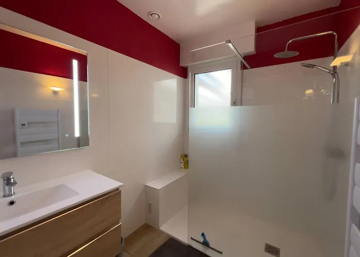 Maison Avec Veranda, Jardin Clos, 2 - Proche Centre Et Ocean - Fr-1-224c-338 펜션